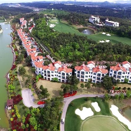 Pineridge Hotel Szokcsho Kültér fotó