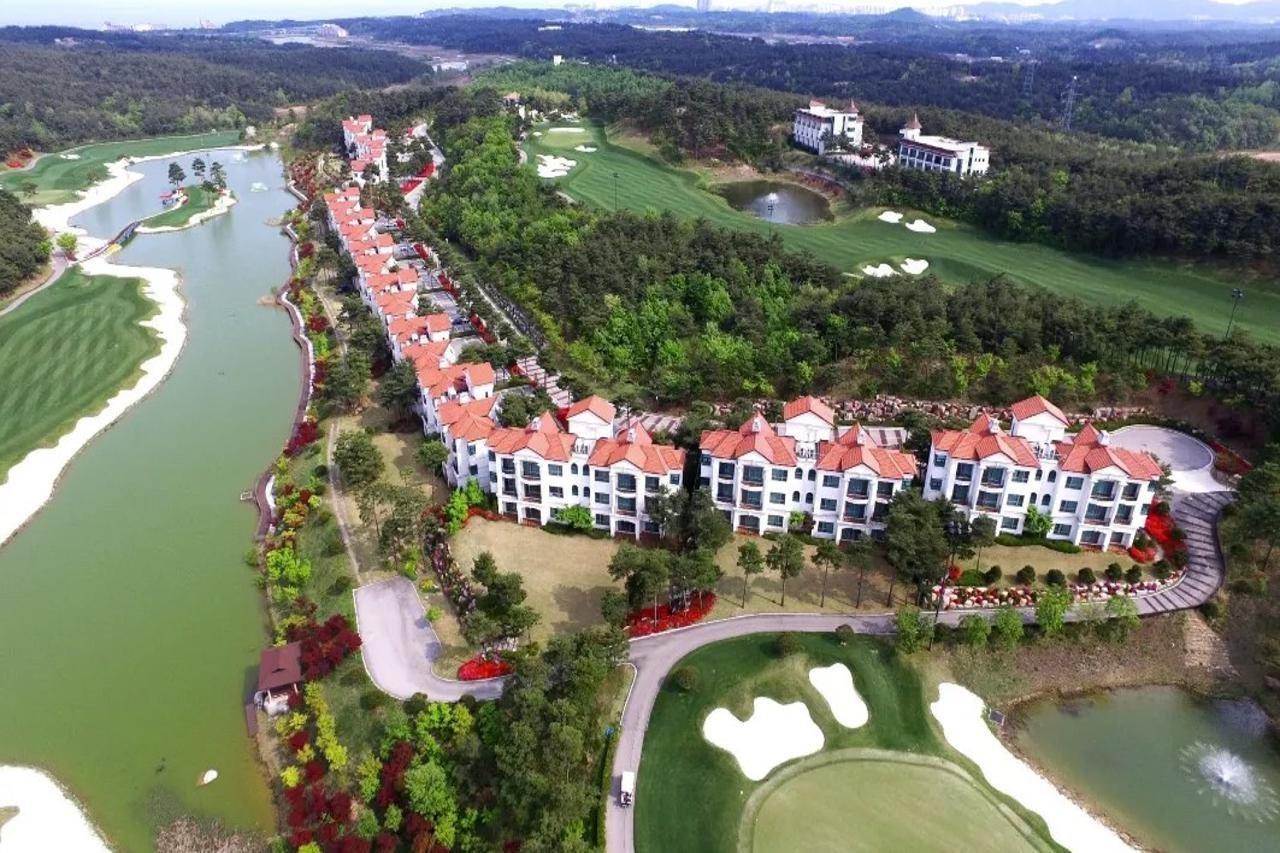 Pineridge Hotel Szokcsho Kültér fotó