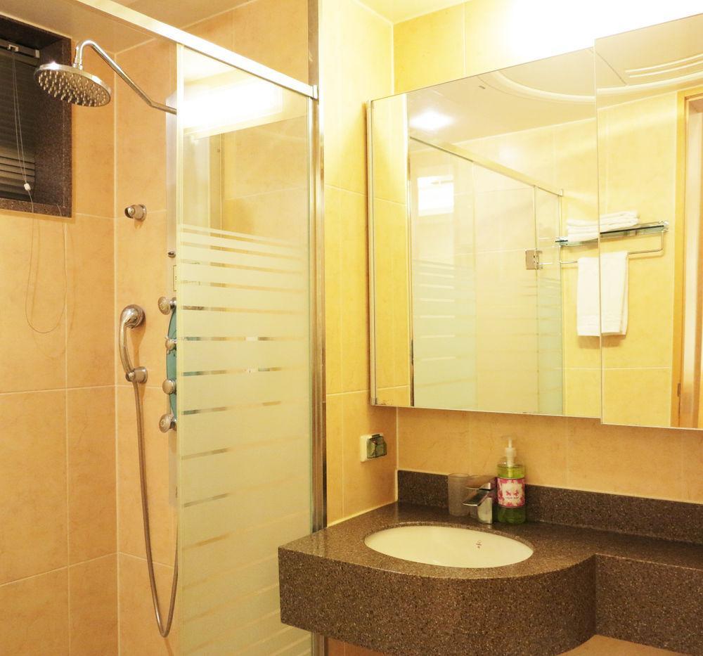Pineridge Hotel Szokcsho Kültér fotó